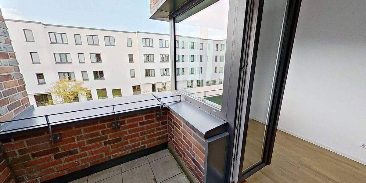 FAMILIEN AUFGEPASST: Modernes Reihenhaus mit 4,5 Zimmern, 2 Bädern, EBK, Terrasse, Keller u.v.m. in Hannover 4 zimmer