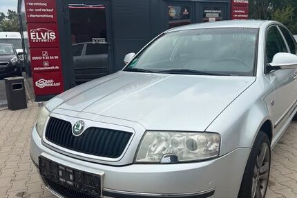 Skoda Superb 245.400 km 1.500 &euro; Neustadt 31535