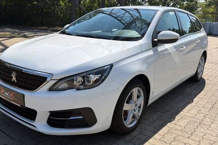 Peugeot 308 82.335 km 9.391 &euro; Hannover 30453