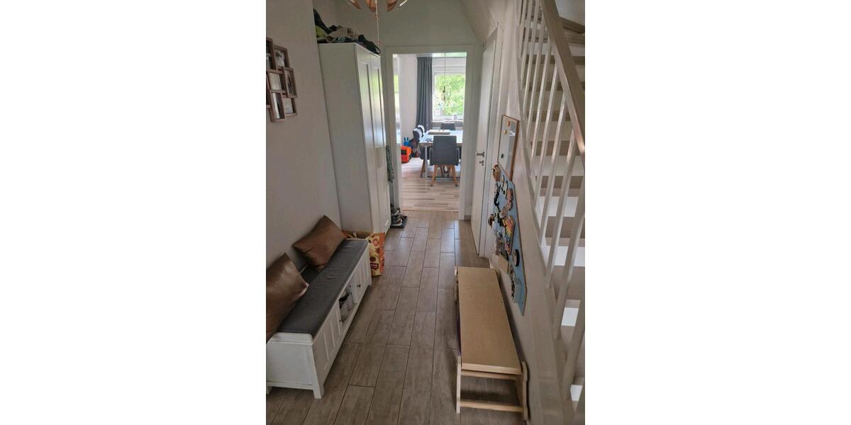 Reihenhaus Langenhagen Engelbostel - 7 Zimmer, 142 m&sup2;, 400.000&euro; | Angebot:26511131