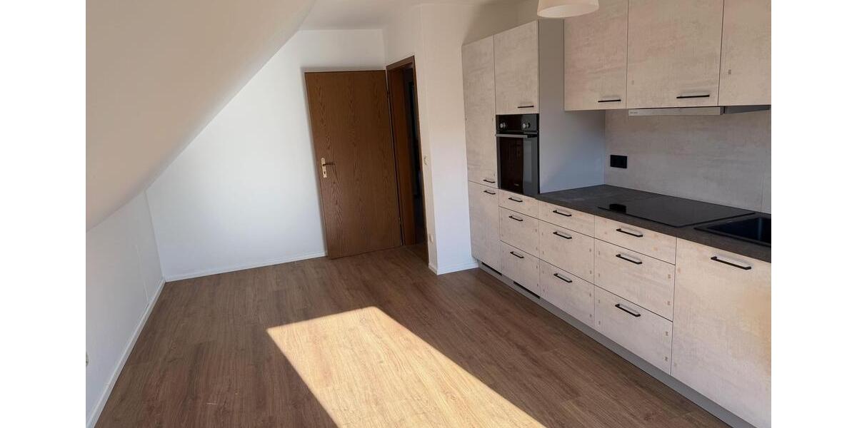 Dachgeschoßwohnung Garbsen - 3 Zimmer, 90 m&sup2;, 1.150&euro; | Angebot:26311002