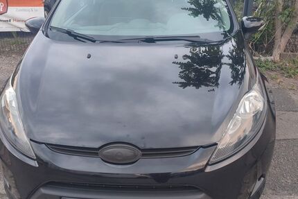 Ford Fiesta 171.490 km 2.490 &euro; Hannover 30519