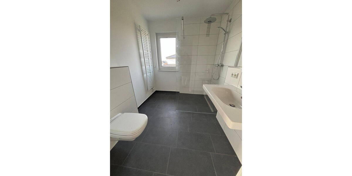 Etagenwohnung Haste Hohnhorst - 3 Zimmer, 98 m&sup2;, 1.425&euro; | Angebot:26402210