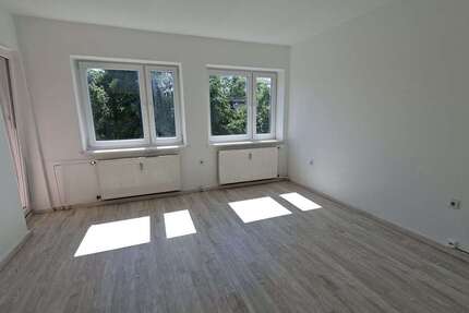 Wohnung Hannover Hainholz - 3 Zimmer, 63 m&sup2;, 607&euro; | Angebot:27233493