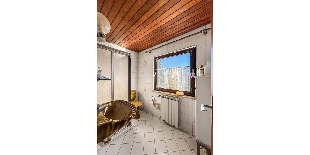 Doppelhaushälfte Hannover Mittelfeld - 5 Zimmer, 100 m&sup2;, 125.000&euro; | Angebot:25195906