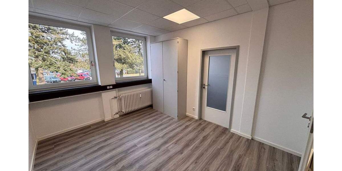 Gewerbeobjekt Langenhagen Alt-Langenhagen - 3 Zimmer, 63 m&sup2;, 600&euro; | Angebot:25142168