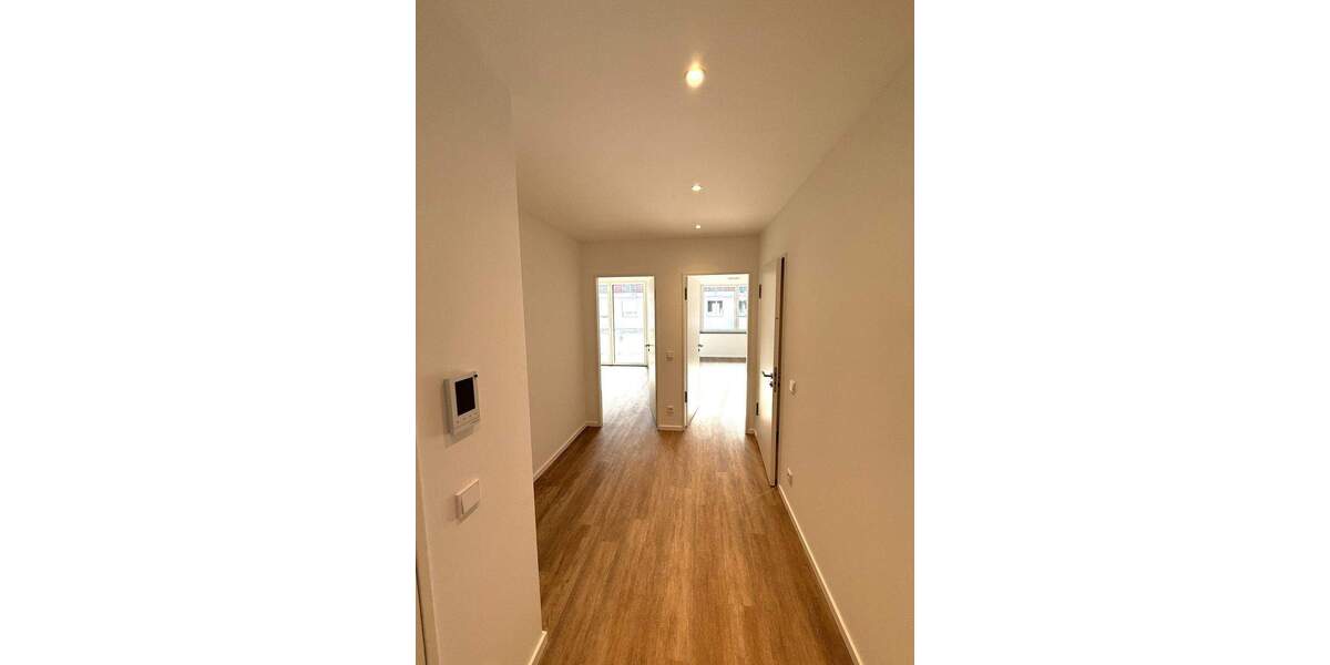 Etagenwohnung Hannover Vahrenwald - 4 Zimmer, 120 m&sup2;, 1.990&euro; | Angebot:26584385
