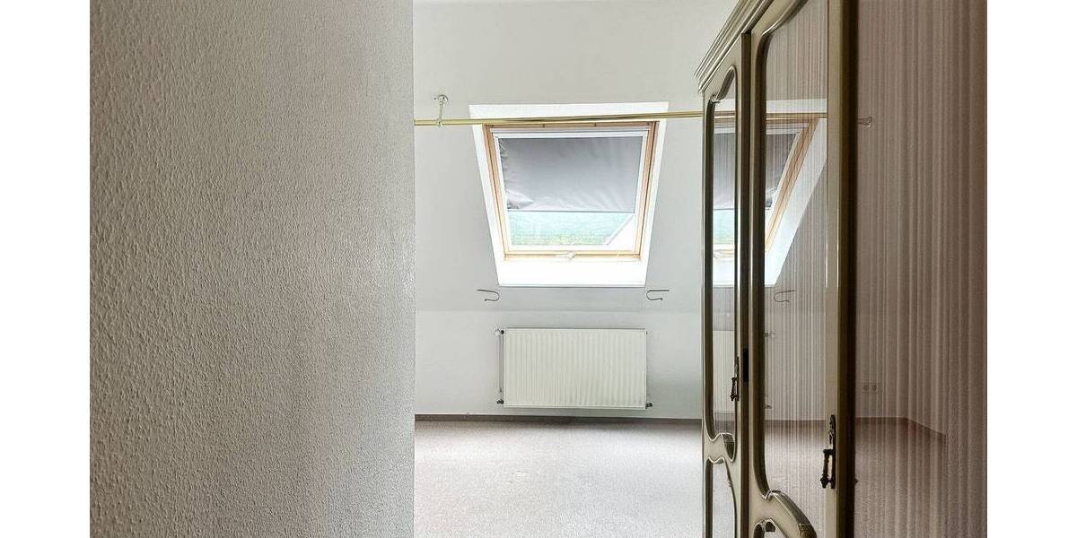Etagenwohnung Hannover Groß Buchholz - 4 Zimmer, 145 m&sup2;, 1.500&euro; | Angebot:26902975
