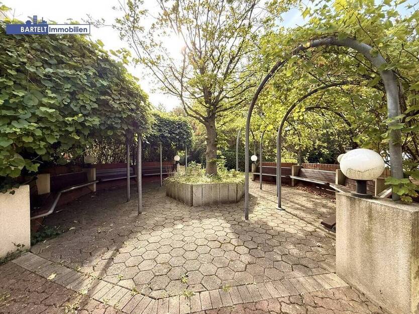 Ihr kleines Paradies: 3-Zimmer-Wohnung mit eigenem Garten in Laatzen!