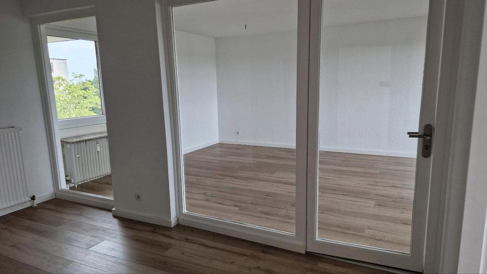 Etagenwohnung Hannover Bothfeld-Vahrenheide - 2 Zimmer, 70 m&sup2;, 1.100&euro; | Angebot:27580798