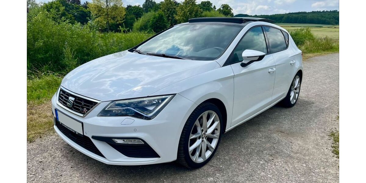 Seat Leon 142.420 km 17.980 &euro; Springe 31832