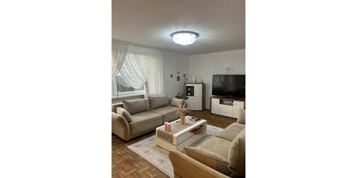 Etagenwohnung Hannover Bothfeld-Vahrenheide - 3 Zimmer, 75 m&sup2;, 1.300&euro; | Angebot:24434958