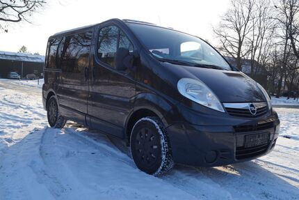 Opel Vivaro 159.000 km 8.490 &euro; Langenhagen 30853