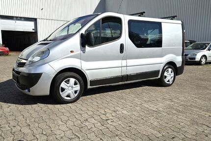 Opel Vivaro 361.000 km 3.750 &euro; Garbsen/ Hannover 30827