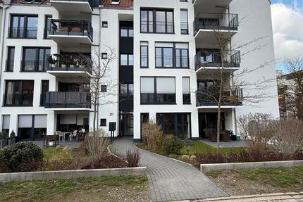 Wohnung Hannover Vahrenwald-List - 2 Zimmer, 90 m&sup2;, 1.240&euro; | Angebot:25648547