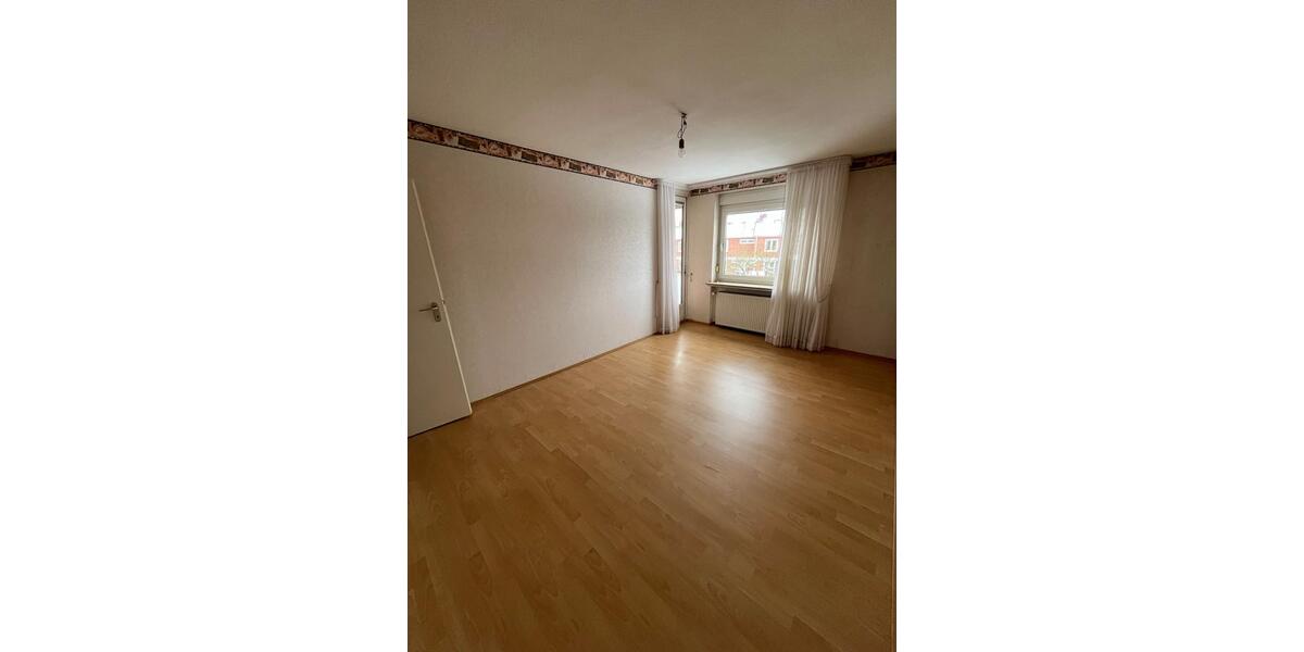 Reihenhaus Garbsen - 4 Zimmer, 140 m&sup2;, 439.000&euro; | Angebot:24756363