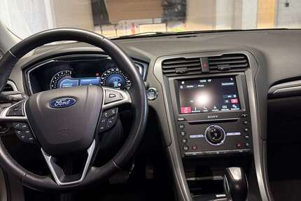 Ford Mondeo 83.000 km 17.000 &euro; Hannover 30419