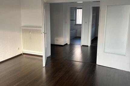 Wohnung Lehrte - 3 Zimmer, 82 m&sup2;, 1.000&euro; | Angebot:25640691