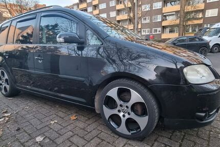 VW Touran 342.191 km 4.500 &euro; Hannover 30627