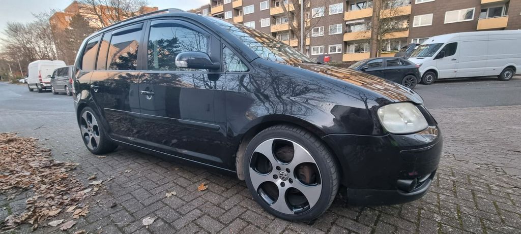 VW Touran 342.191 km 4.500 &euro; Hannover 30627