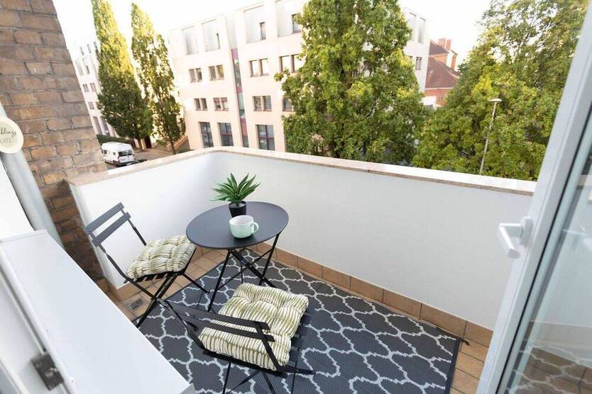Im Herzen der List, 2 Zimmer + 2 Balkone - provisionsfrei