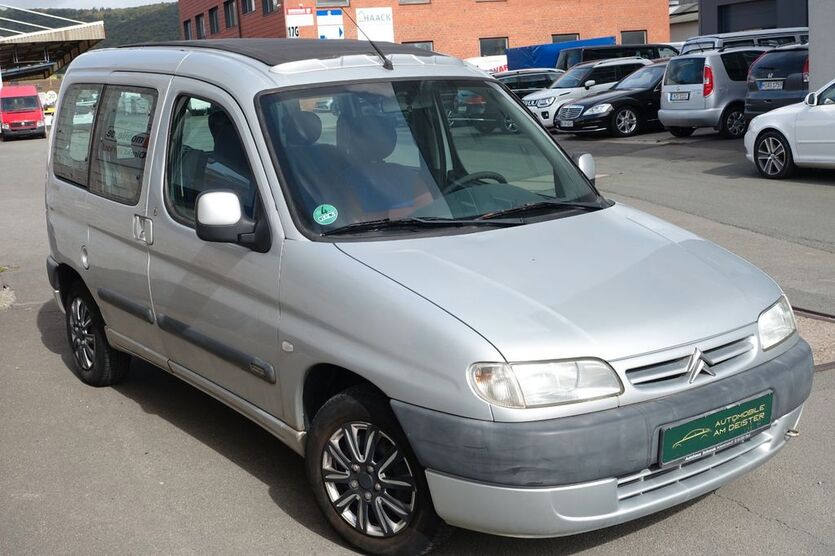 Citroen Berlingo 169.118 km 990 € Springe 31832