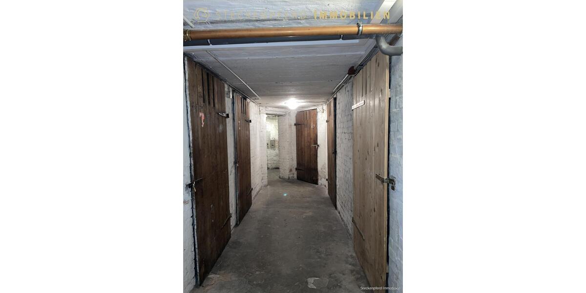 Altbaucharme neu belebt – großzügige, sanierte 3-Zimmer-Wohnung mit zwei Balkonen, sofort bezugsbereit 3 zimmer