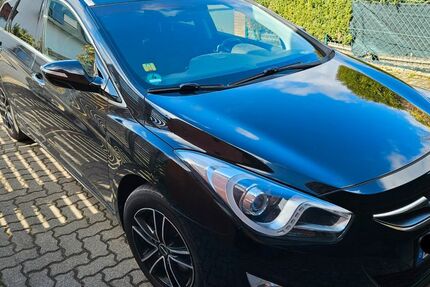 Hyundai i40 205.000 km 6.100 &euro; Lehrte Ahlten 31275