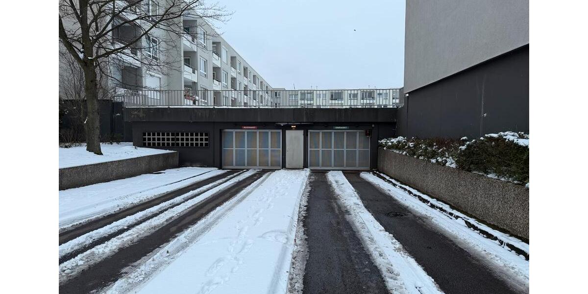 Garagen / Stellplätze Seelze - 60&euro; | Angebot:24708556