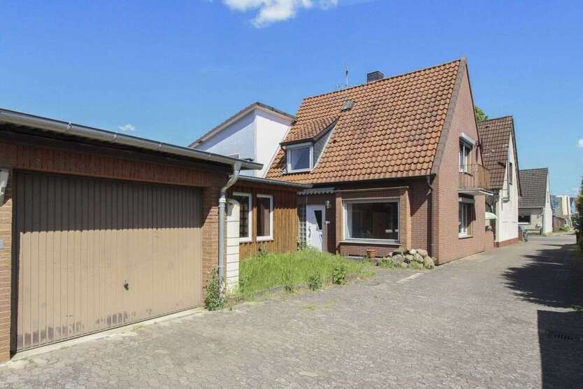 Haus zum Kaufen in Hannover 240.000 € 91.17 m²
