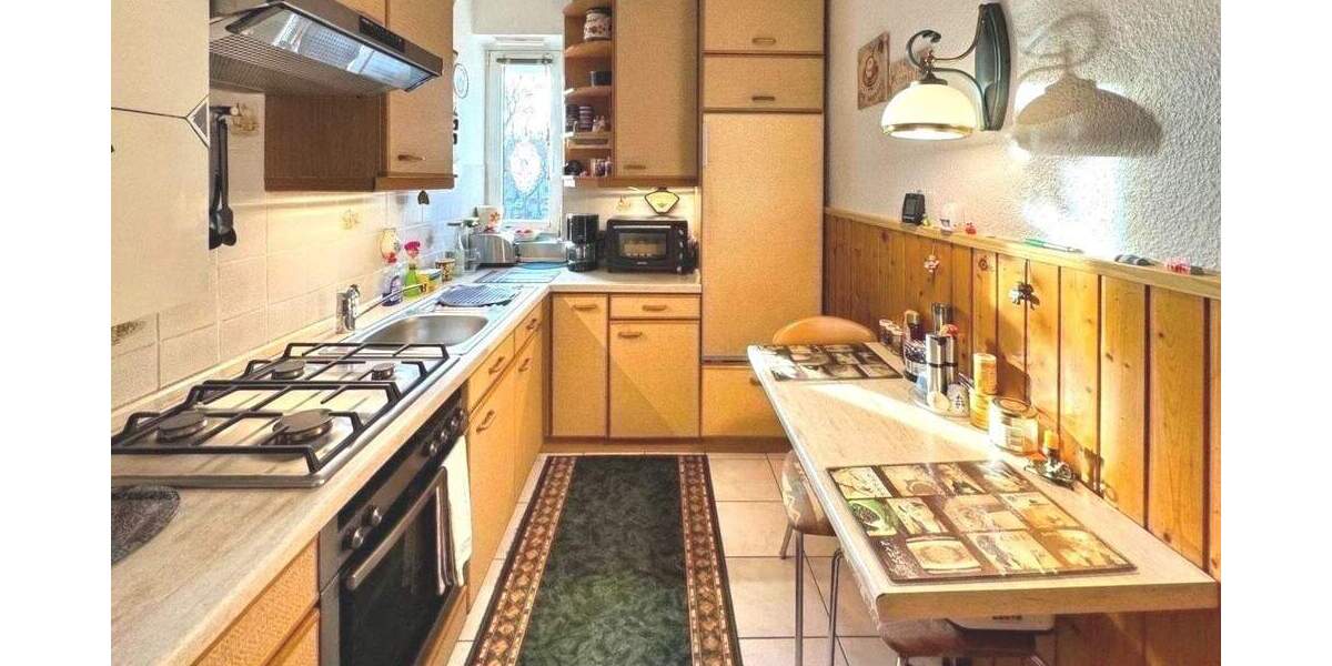 Lage, Lage, Lage: 3,5-Zimmer-Eigentumswohnung im 1. OG in Hannover-Döhren mit Gestaltungspotenzial 3 zimmer