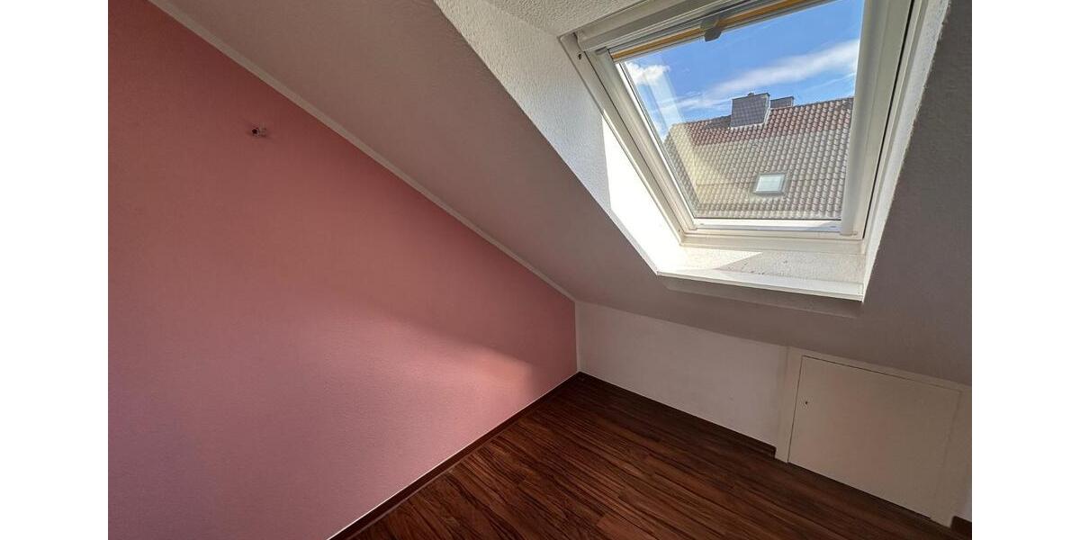 Etagenwohnung Bad Nenndorf - 2 Zimmer, 67 m&sup2;, 670&euro; | Angebot:25012501