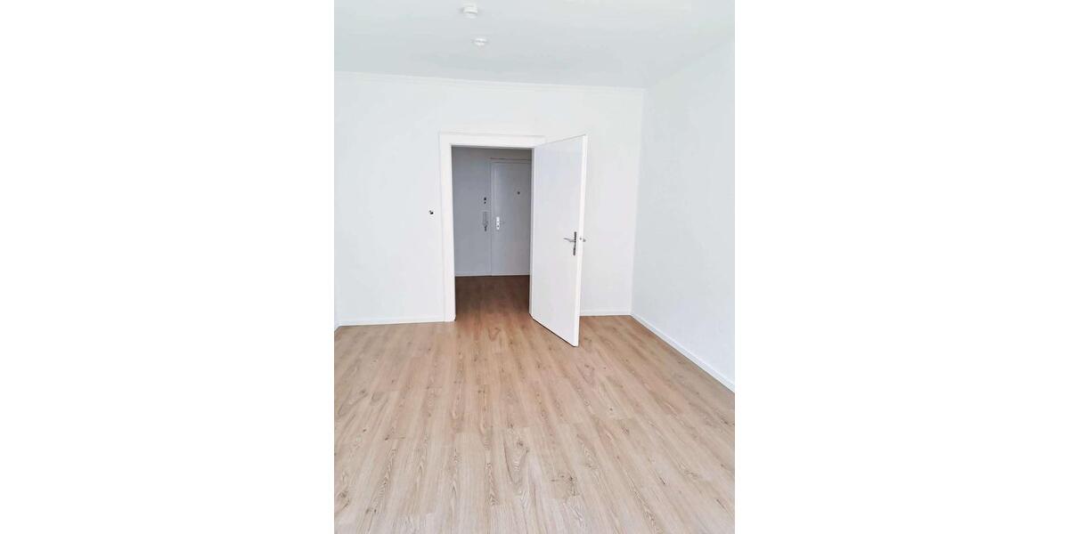 Etagenwohnung Hildesheim - 4 Zimmer, 120 m&sup2;, 1.080&euro; | Angebot:25904595