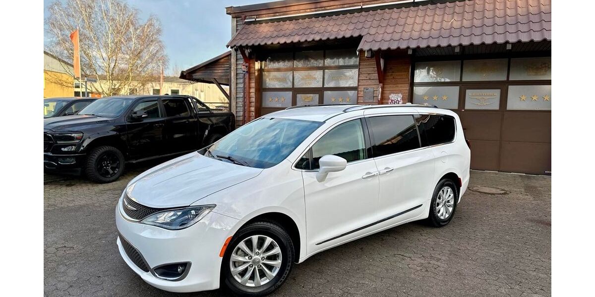 Chrysler Pacifica 79.900 km 31.900 &euro; Isernhagen 30916