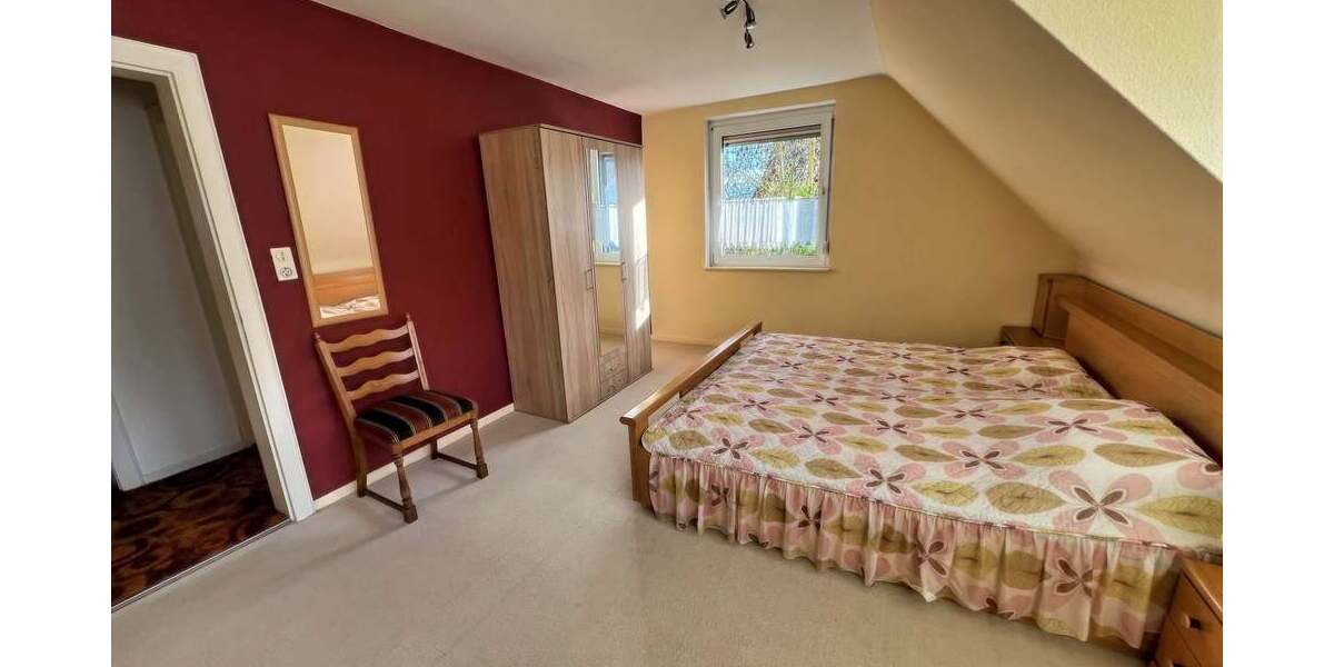 Viel Platz auch für 2 Familien - Doppelhaushälfte Harsum Harsum | Angebot:25438169