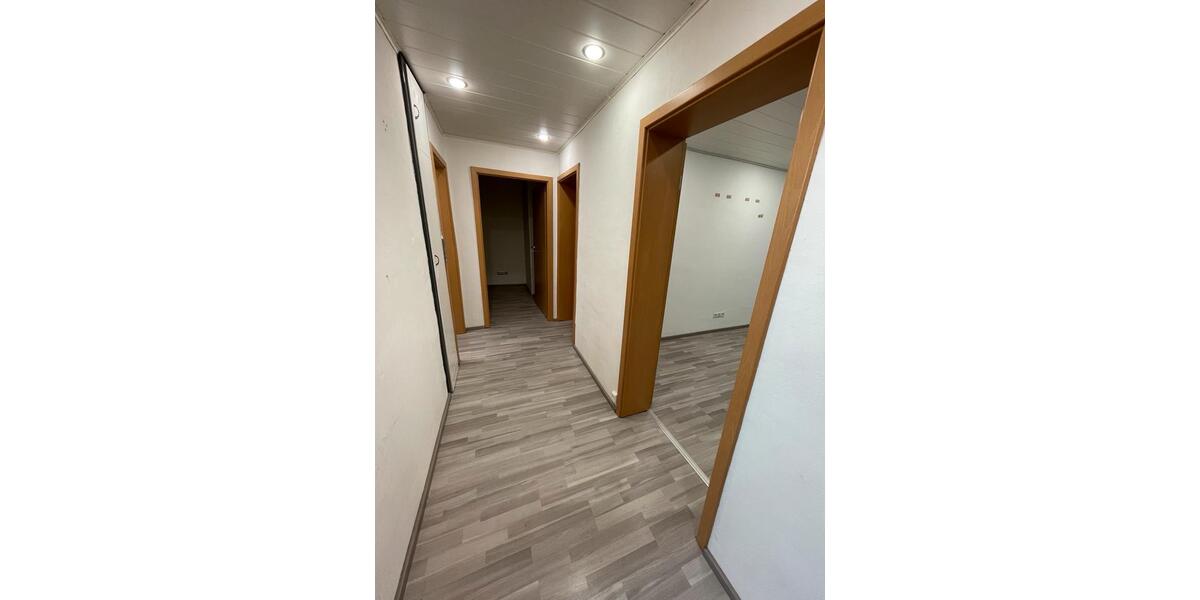 3 Zimmer Hochparterre in der Südstadt 3 zimmer