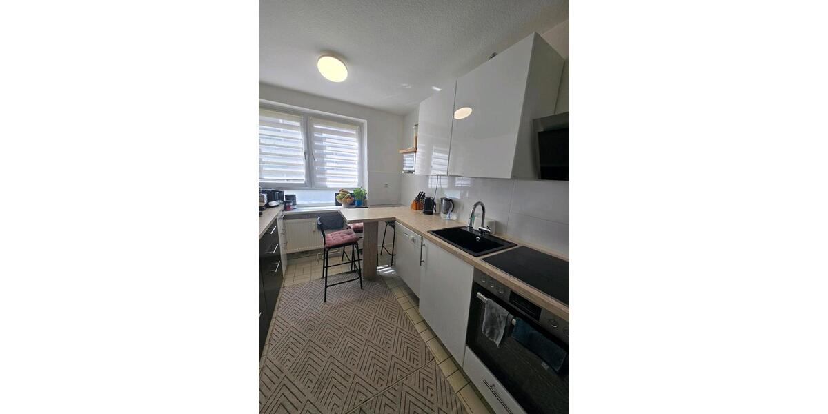 Hochparterre Hannover Herrenhausen-Stöcken - 3 Zimmer, 80 m&sup2;, 1.000&euro; | Angebot:27594920