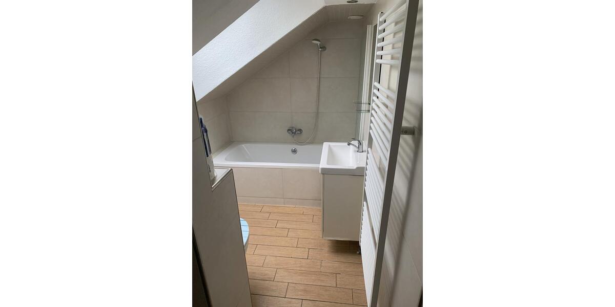 Dachgeschoßwohnung Hannover Misburg-Anderten - 3 Zimmer, 69 m&sup2;, 800&euro; | Angebot:25474168