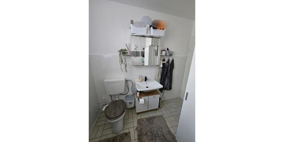 Hochparterre Hannover Herrenhausen-Stöcken - 3 Zimmer, 80 m&sup2;, 1.000&euro; | Angebot:27594920