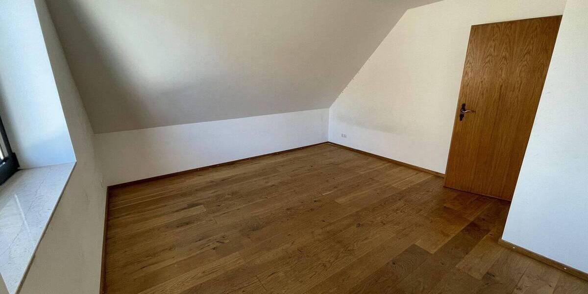 Doppelhaushälfte Lehrte Steinwedel - 6 Zimmer, 214 m&sup2;, 498.000&euro; | Angebot:26450954