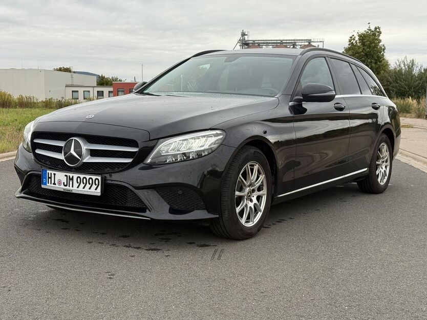 Mercedes-Benz C 200 176.050 km 15.900 € Gronau 31028