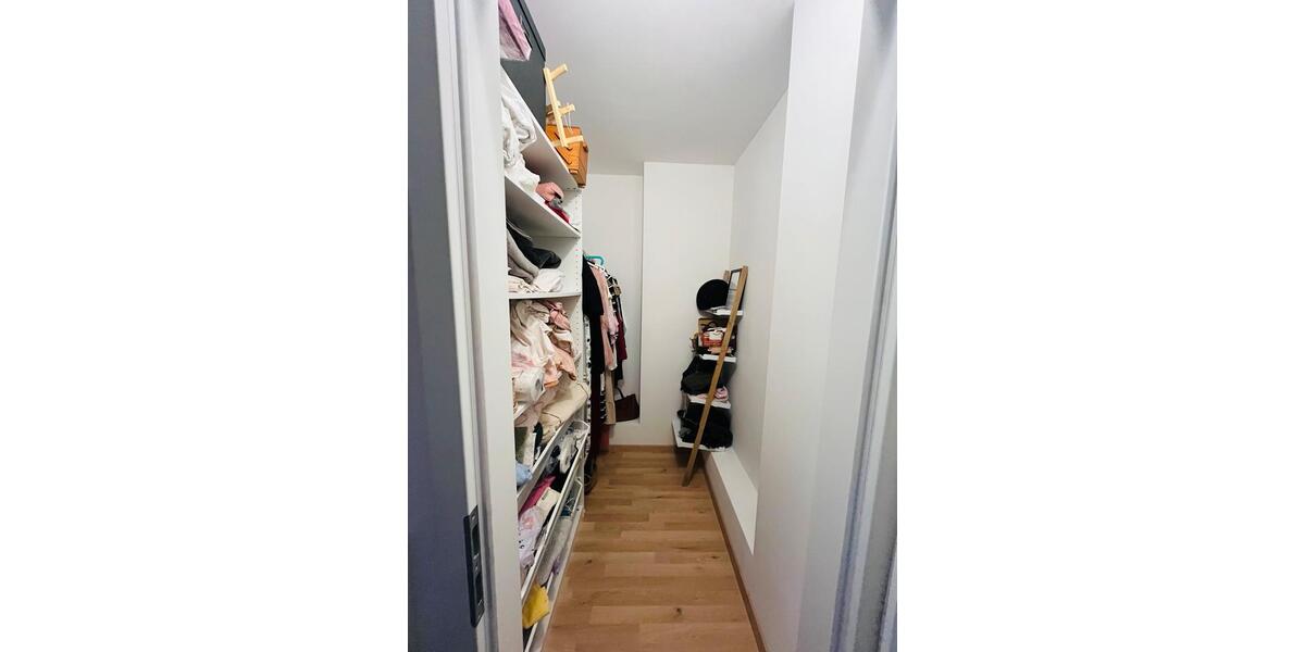 Reihenhaus Hannover Herrenhausen-Stöcken - 3.5 Zimmer, 116 m&sup2;, 1.700&euro; | Angebot:25422938