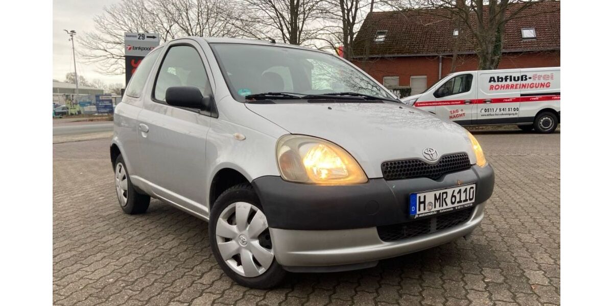 Toyota Yaris 131.000 km 1.350 &euro; Hannover 30659