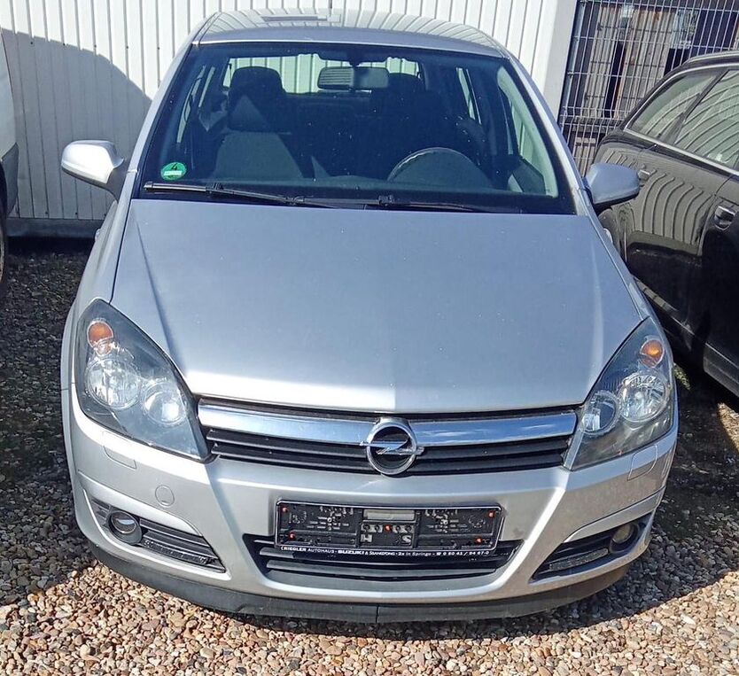 Opel Astra 300.537 km 550 € Hannover 30179