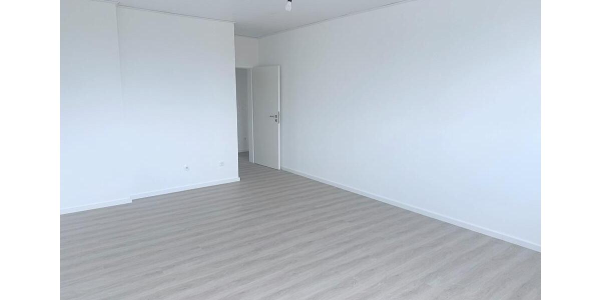 Dachgeschoßwohnung Sarstedt - 3 Zimmer, 72 m&sup2;, 700&euro; | Angebot:26299491