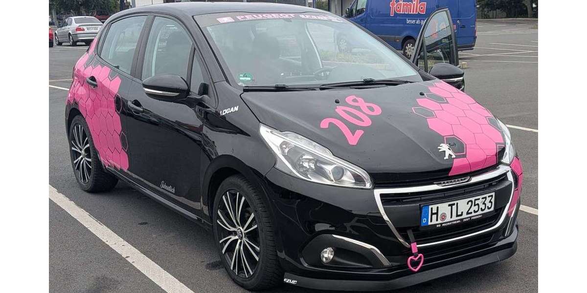 Peugeot 208 95.000 km 5.600 &euro; Garbsen 30827