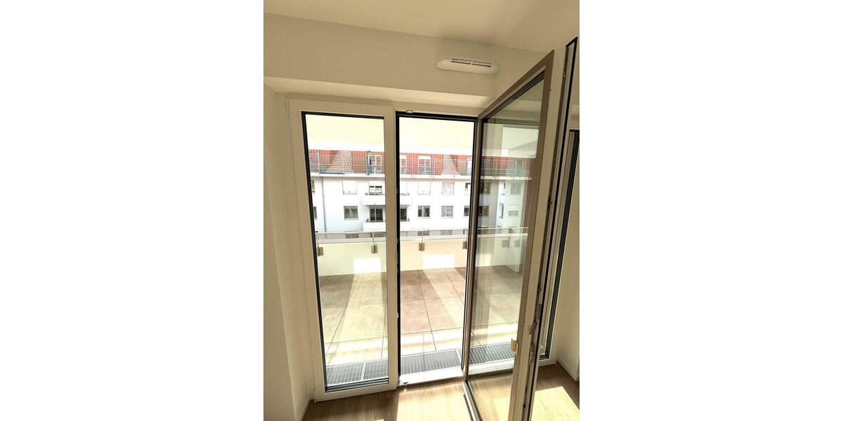 Etagenwohnung Hannover Vahrenwald - 4 Zimmer, 120 m&sup2;, 1.990&euro; | Angebot:26584385