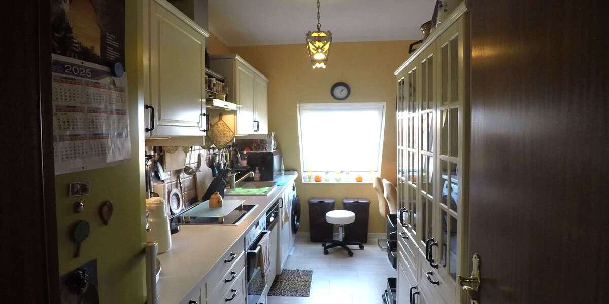 Etagenwohnung Laatzen - 2 Zimmer, 87 m&sup2;, 270.000&euro; | Angebot:26105635