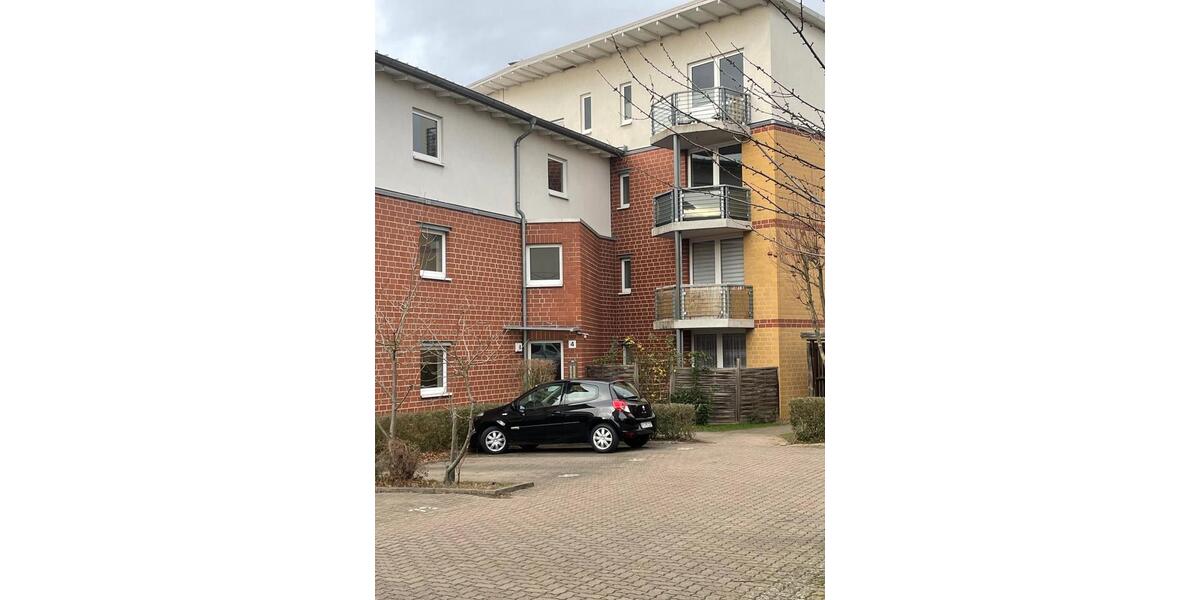 Helle 1-Zimmer Single-Wohnung mit Balkon, EBK und Stellplatz 1 zimmer