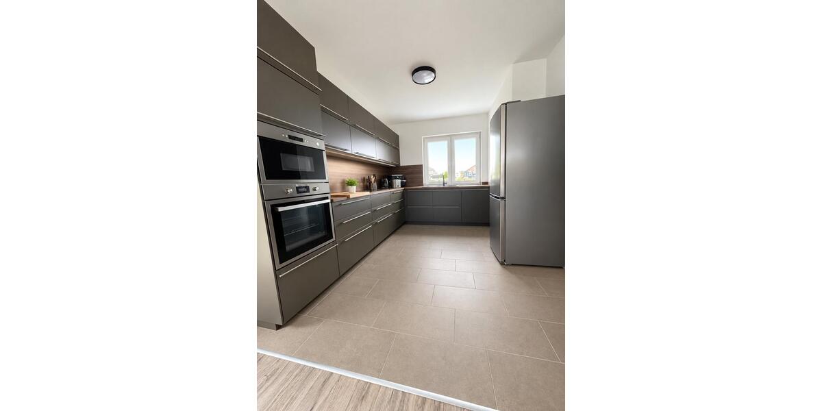 Reihenhaus Lehrte - 5 Zimmer, 145 m&sup2;, 1.800&euro; | Angebot:27607067